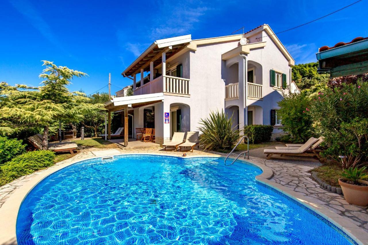 Villas Rab Банёл Экстерьер фото